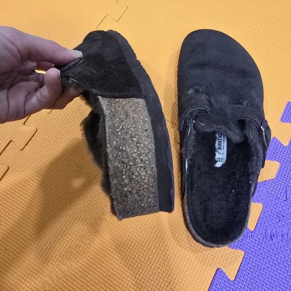 Birkenstock Boston Shearling Black Suede Clogs Mules Size 40 L9 M7 - Picture 6 of 10